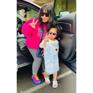 Meet your Posher, Mia-lei